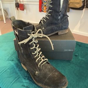 Grotesque size 39 Military Boot